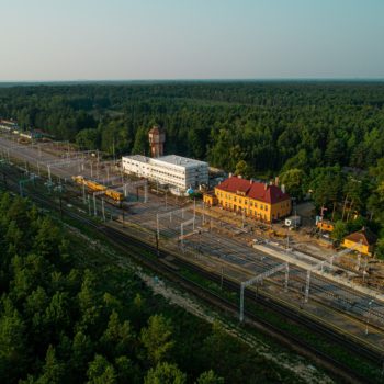 Zdjęcie: widok z góry na stację Herby Nowe.