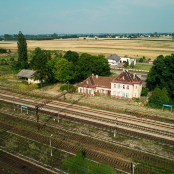 Zdjęcie: widok z góry na stację Chorzew Siemkowiece.