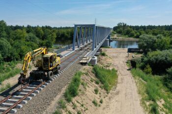 Sierpień 2022: Końcowe prace na Moście nad Narwią