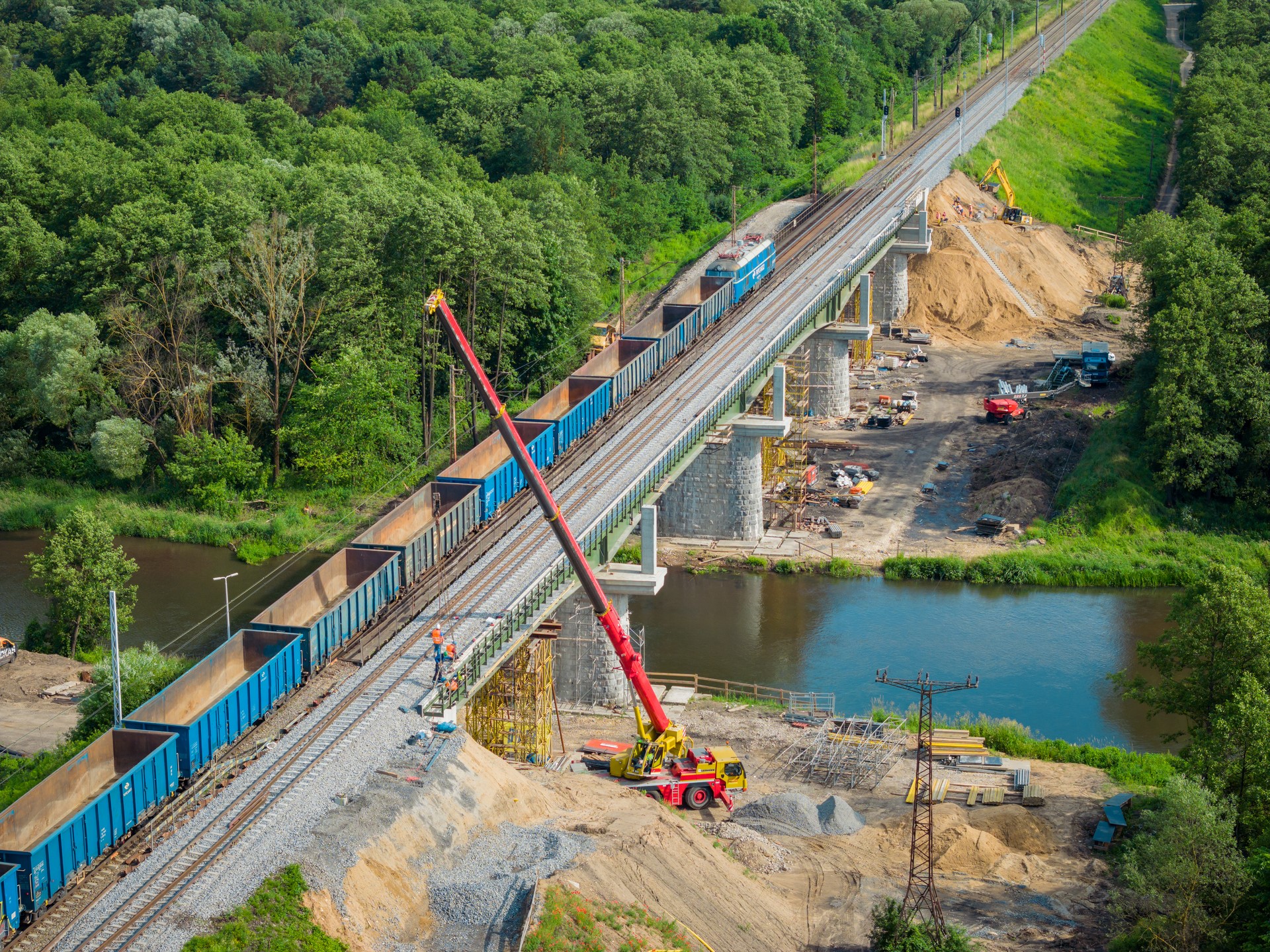 Zdjęcie: przebudowa mostu kolejowego nad Wartą