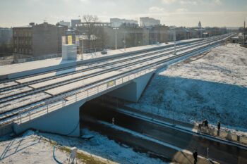 Listopad 2023: Wiadukt nad ul. Floriańską po zakończeniu modernizacji